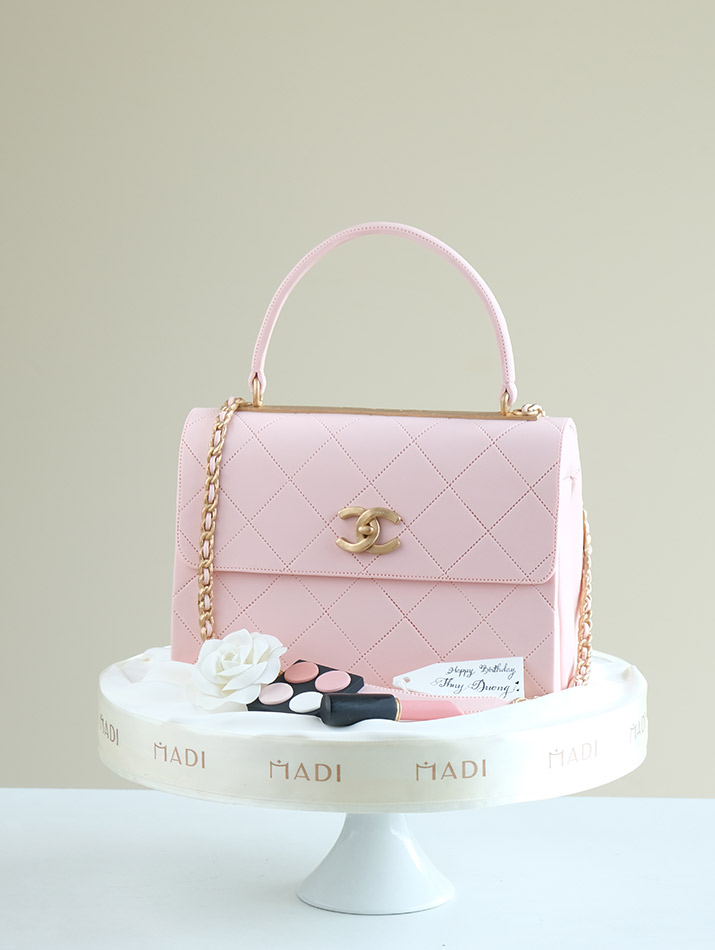 Handbag – CHANEL 01